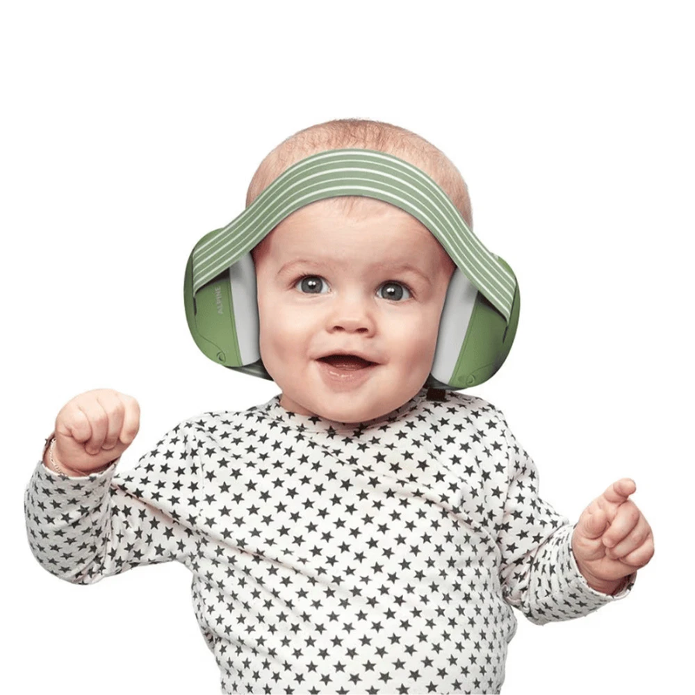 Casque Anti-bruit Muffy Baby Vert Olive De Alpine 2 Casque Anti-bruit Muffy Baby Vert Olive De Alpine – Image 2
