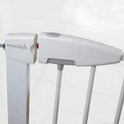 Barrière De Sécurité Easy Loc Blanche De Munchkin 10 Barrière De Sécurité Easy Loc Blanche De Munchkin -Bébé Produits Boutique 01174239 4 scaled