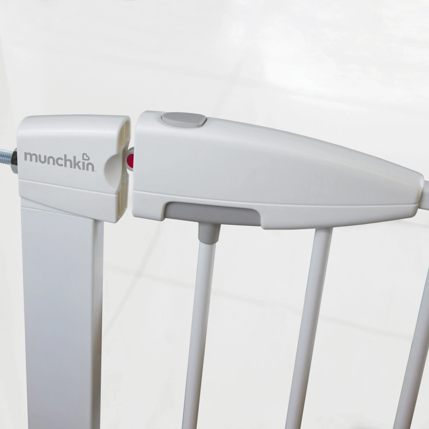 Barrière De Sécurité Easy Loc Blanche De Munchkin 4 Barrière De Sécurité Easy Loc Blanche De Munchkin – Image 4